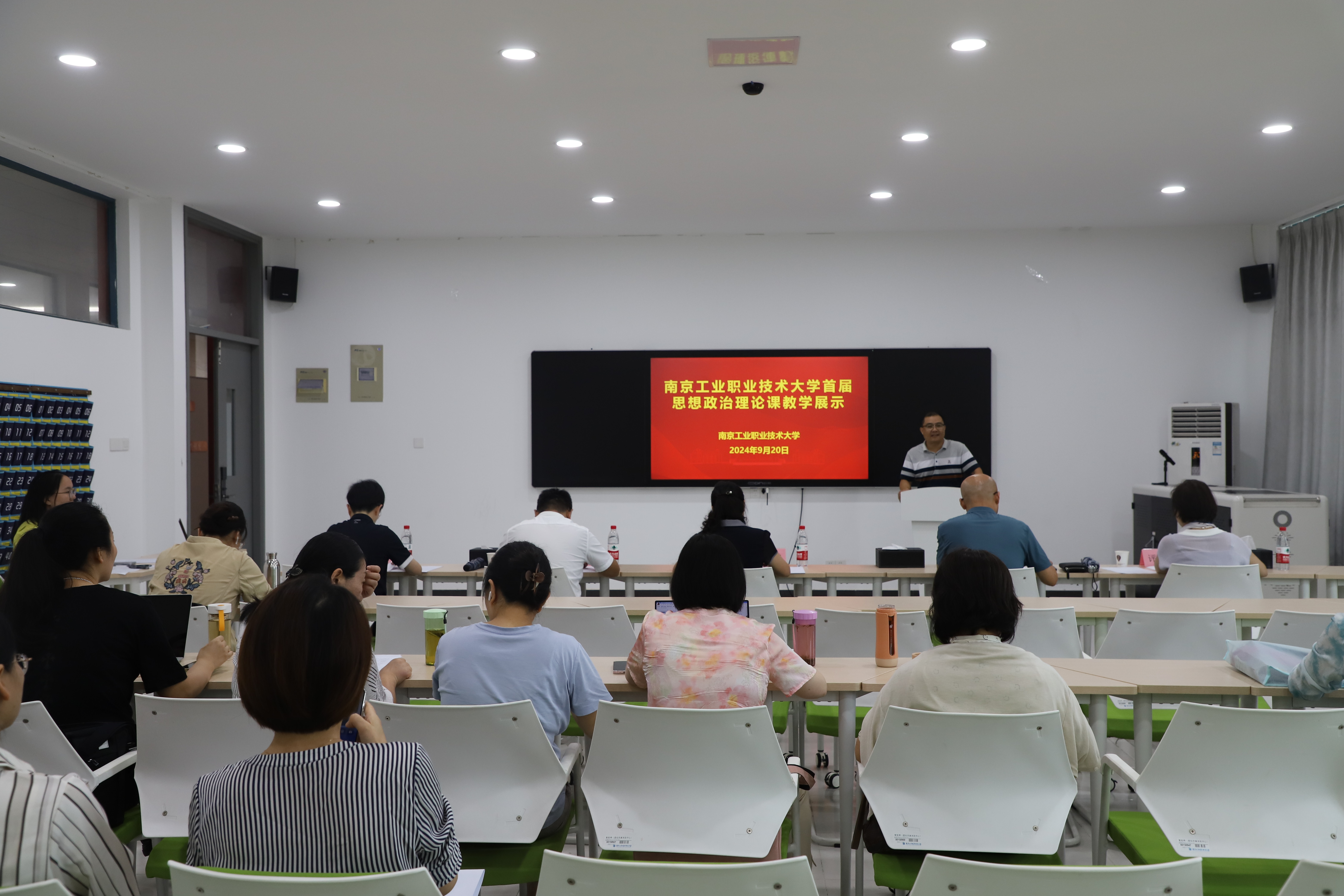 66e1ac986be0d4ab5c41231ad6241dc.jpg 66e1ac986be0d4ab5c41231ad6241dc.jpg